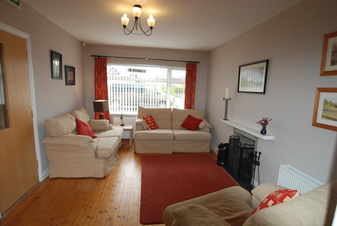 Aaranmore Lodge Guest House Portrush Exteriör bild